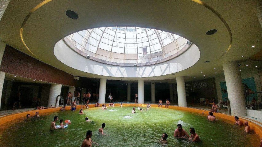 Sareyn hot springs