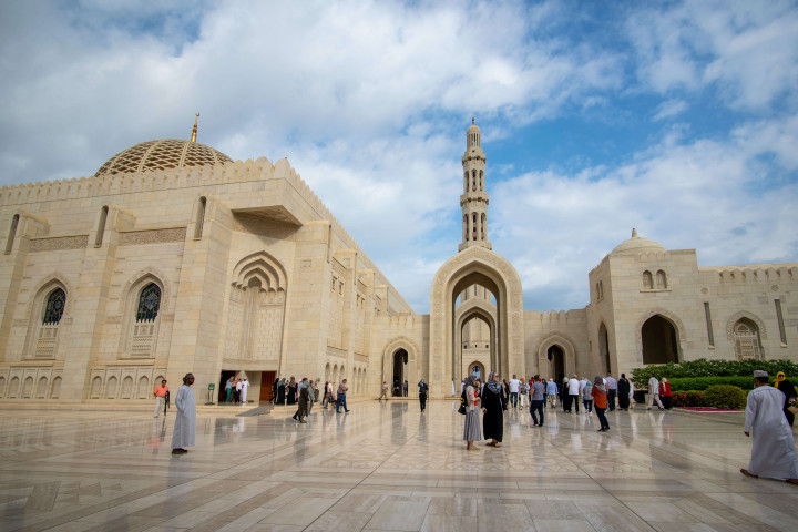 Sultan Qaboos Grand Mosque-Muscat