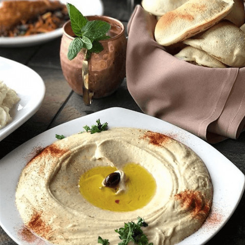 Delicious Hummus & Pittas, Lebanon